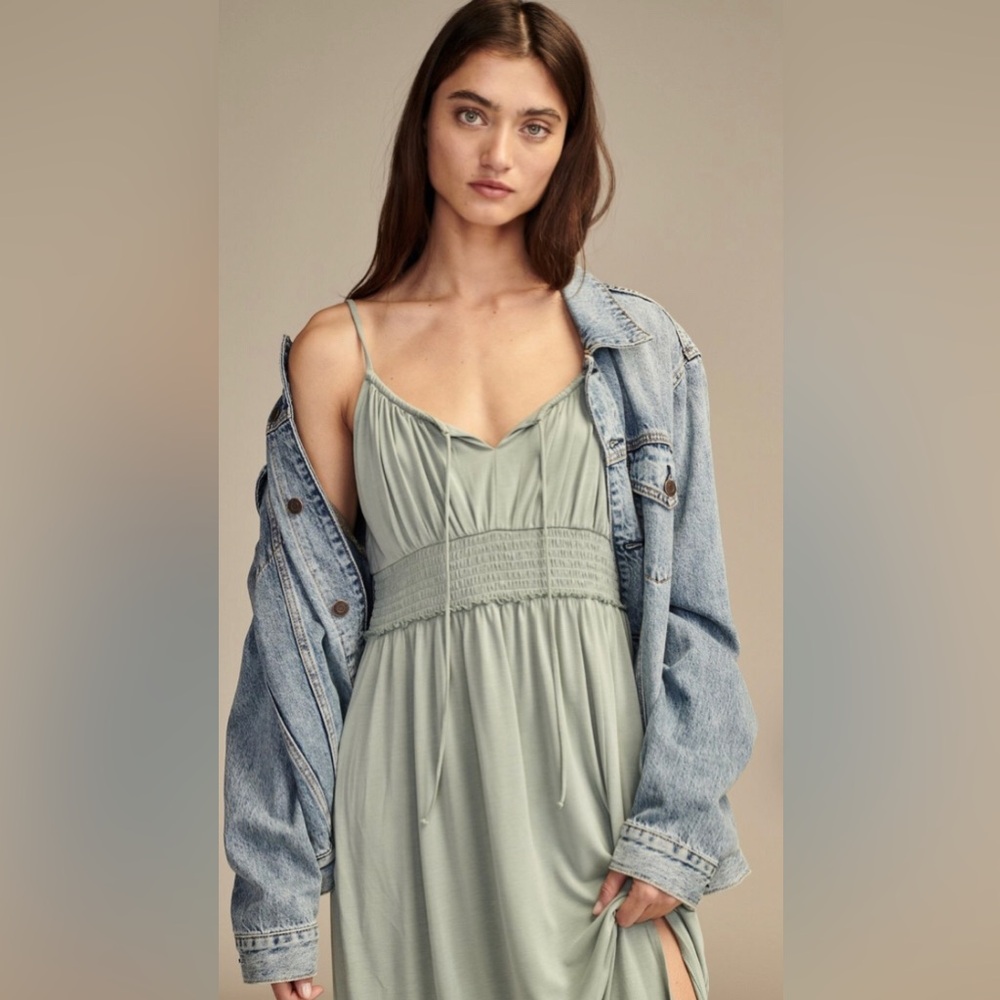 NWT Lucky Brand Smocked Luxury Soft Sandwash Tie V-Neck Maxi Dress